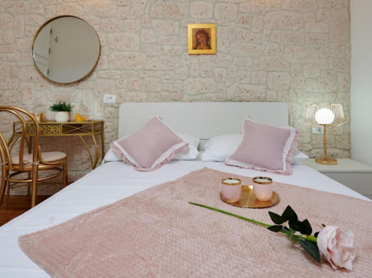 Guesthouse Ana Trogir Old Town 외부 사진