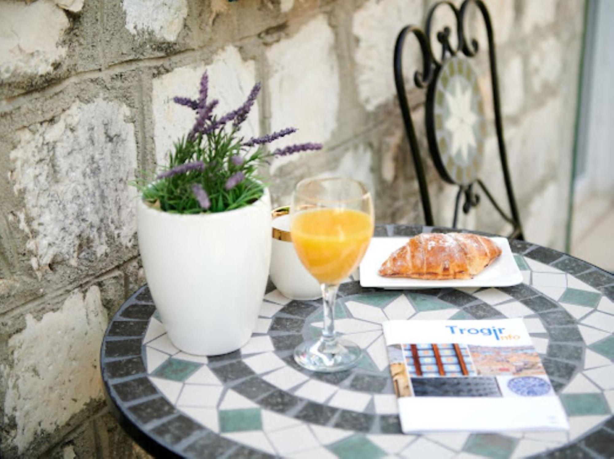 Guesthouse Ana Trogir Old Town 외부 사진
